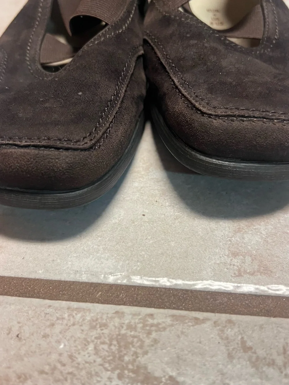 Mephisto Mary Jane Gazelle Air Relax Low Wedge Dark Brown Suede 6.5 Barely Worn